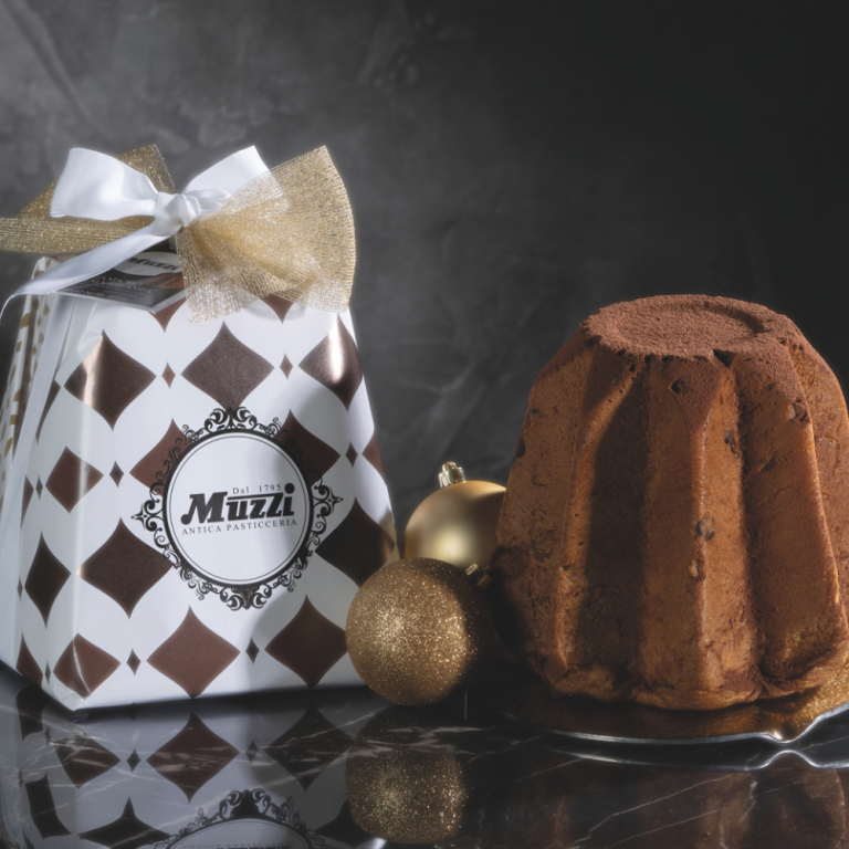 Pandoro Tiramisù Muzzi - Gocce di Cioccolato e Crema Tiramisù 850g
