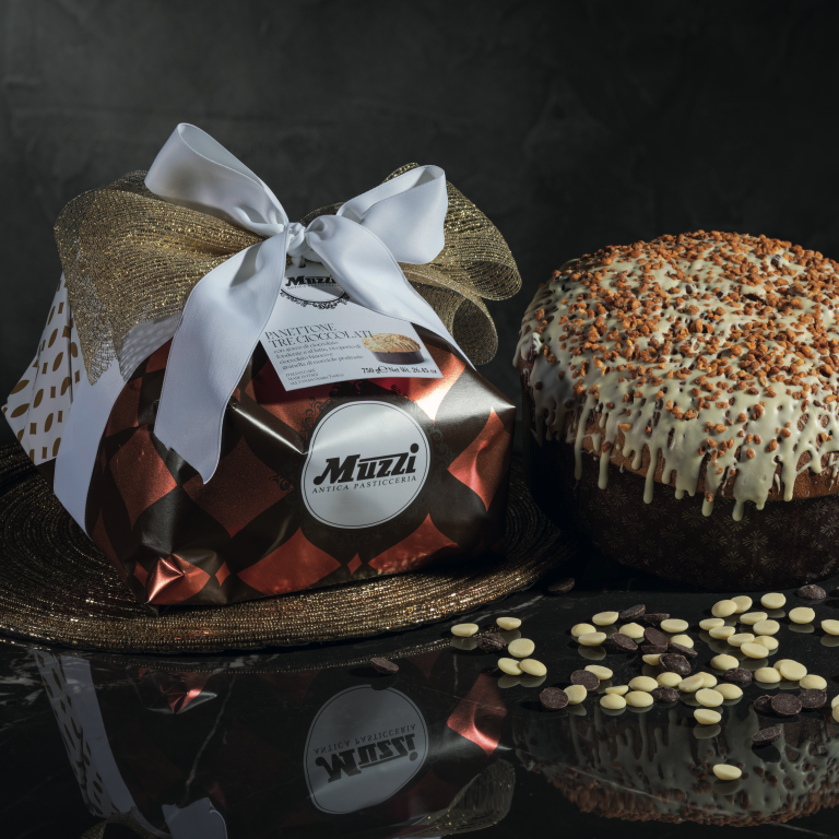 Panettone Tre Cioccolati Muzzi - Fondente, Latte e Bianco con Nocciole